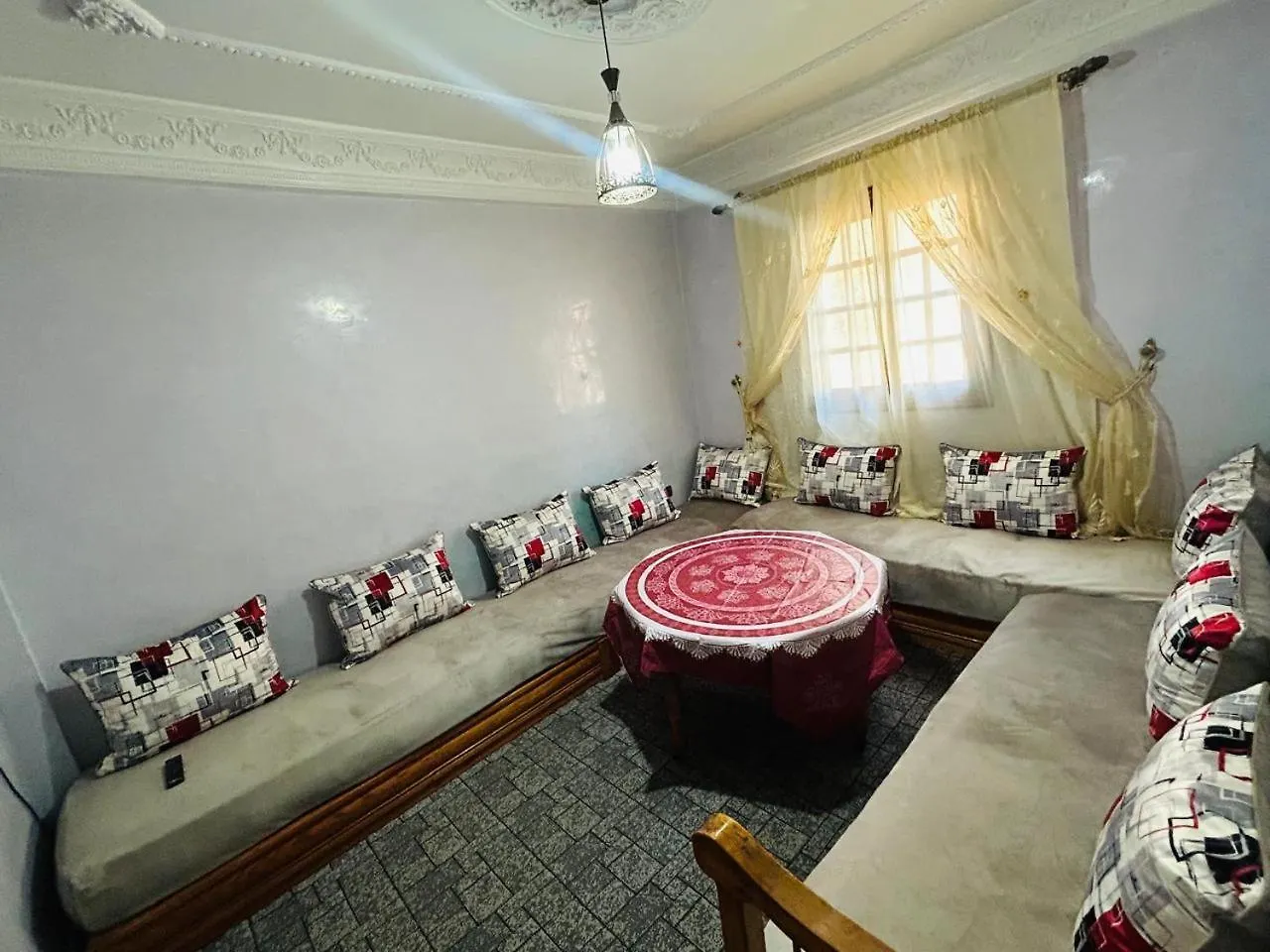 Контакты Appartement Familiale A Louer